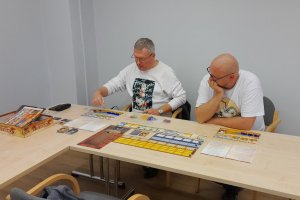 Na zdjęciu członkowie klubu.