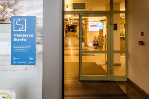 Wejście do biblioteki.