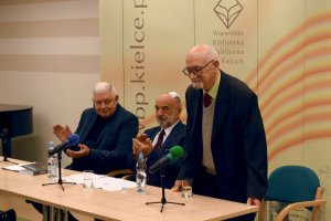 Na zdjęciu Andrzej Rembalski, prof. Adam Massalski i dr. Cezary Jastrzębski.