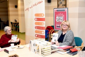 Na zdjęciu członkowie klubu.