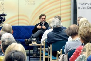 Na zdjęciu Adam Wajrak.