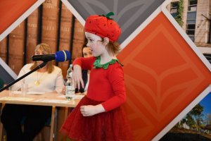 Na zdjęciu uczestnicy konkursu.