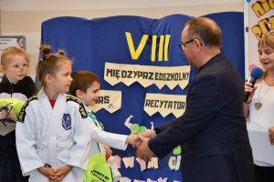 Na zdjęciu uczestnicy konkursu.