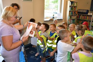 Na zdjęciu dzieci w czasie zajęć.