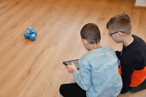 Na zdjęciu dzieci w&nbsp;czasie zajęć.