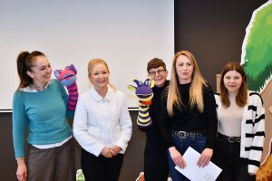 Na zdjęciu Bibliuś i&nbsp;Woluminka