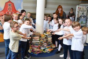 Na zdjęciu dzieci w&nbsp;czasie zajęć.