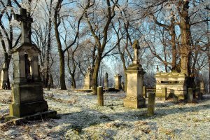 Wszechświęte - stary cmentarz